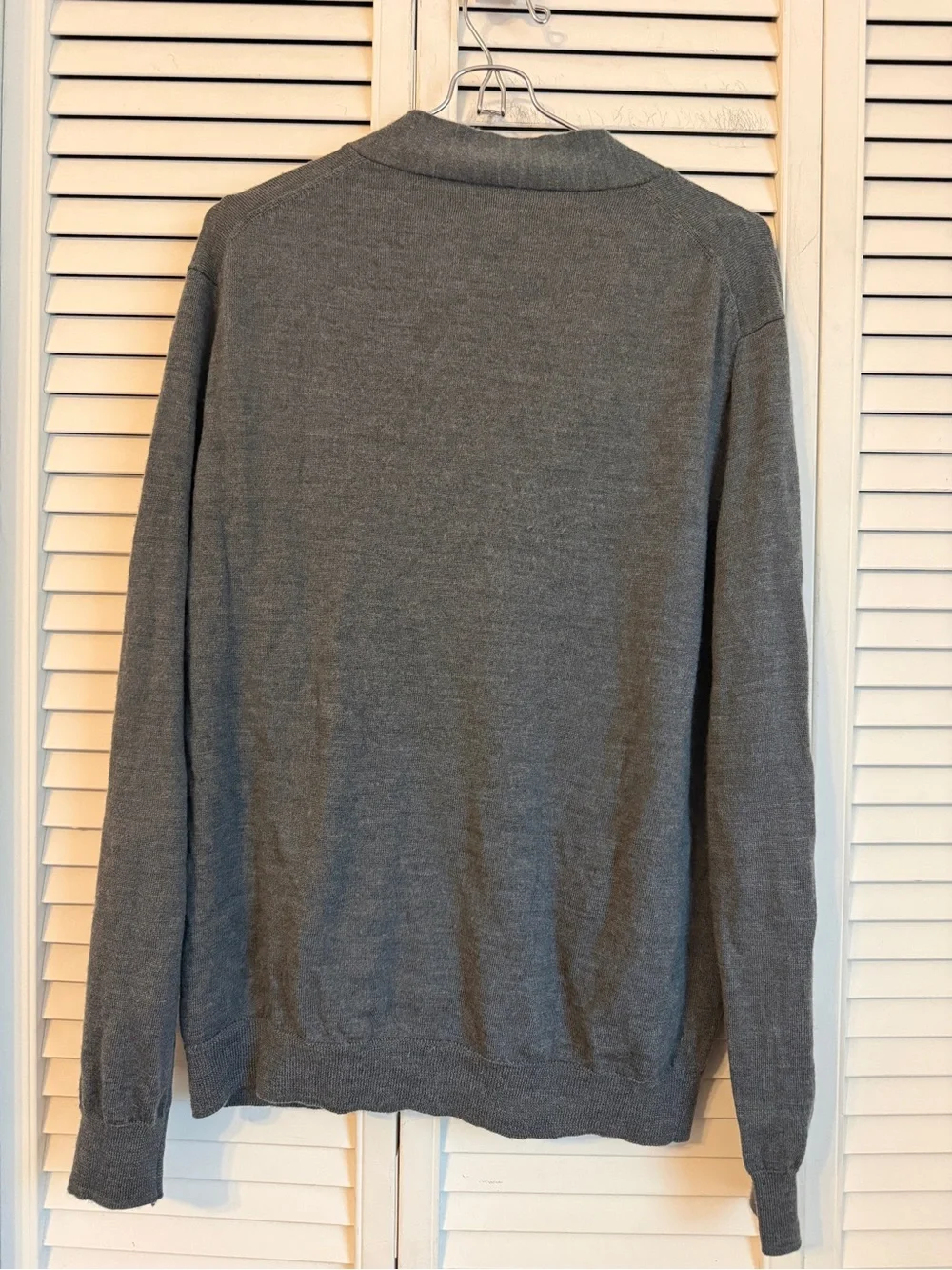 J Crew Mens Merino Wool Button Down Gray V Neck Cardigan Medium Academia Preppy